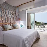 Canal Kythnos 3*