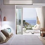Canal Kythnos 3*