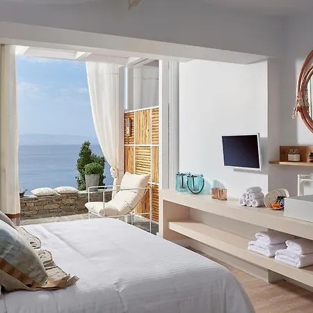 Canal Kythnos 호텔