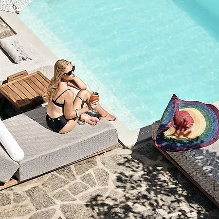 Canal Kythnos Hotel 3*