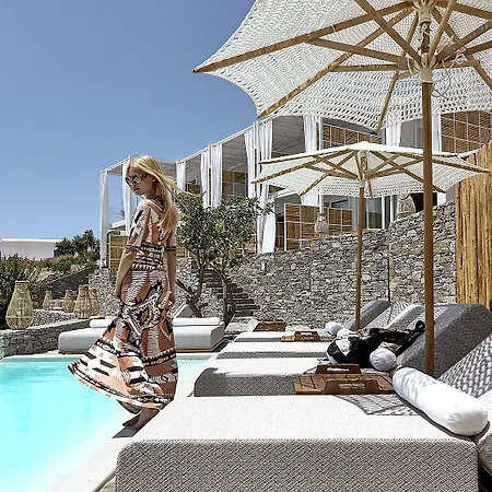 Canal Kythnos 3*