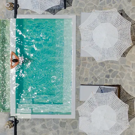 Hotel Canal Kythnos 3*