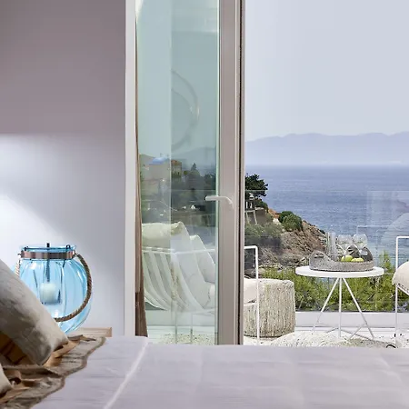 Hotel Canal Kythnos 3*