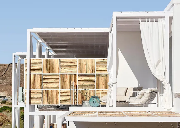 Hotel Canal Kythnos 3*