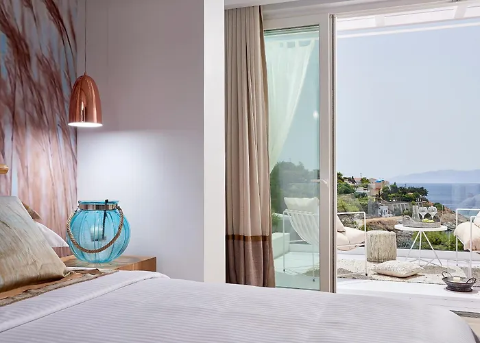 Canal Kythnos فندق