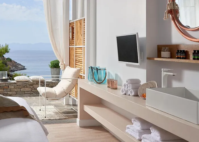 Hotel Canal Kythnos 3*