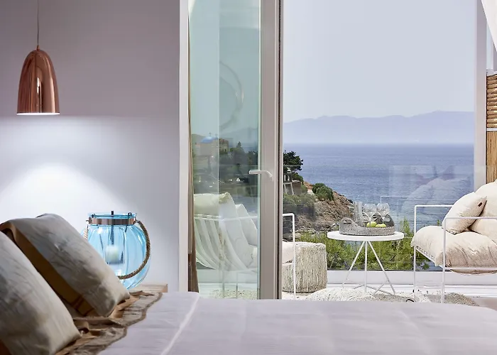 Hotel Canal Kythnos 3*